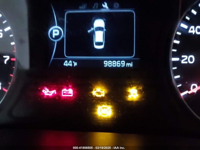5XXGT4L35JG209737 KIA Optima Lx