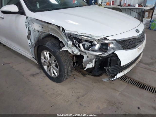 5XXGT4L35JG209737 KIA Optima Lx