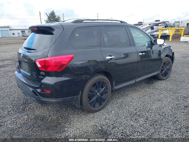 5N1DR2MM2JC642120 Nissan Pathfinder Sl