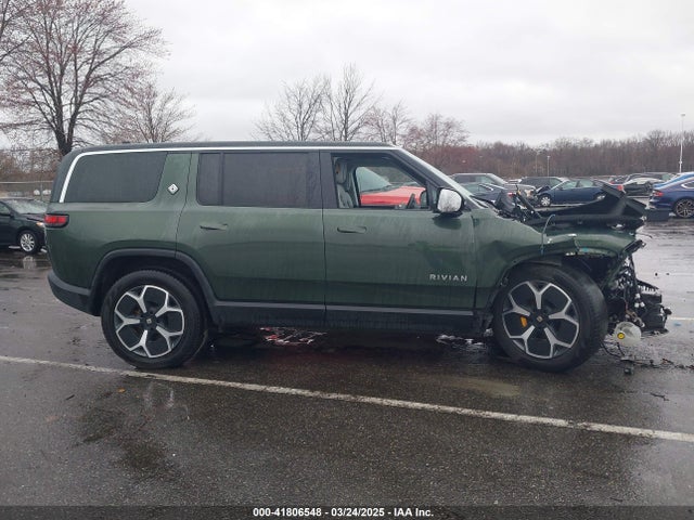 Rivian 2023 2023 7PDSGABA5PN022307 Image 12