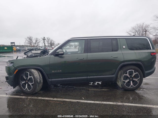 Rivian 2023 2023 7PDSGABA5PN022307 Image 13