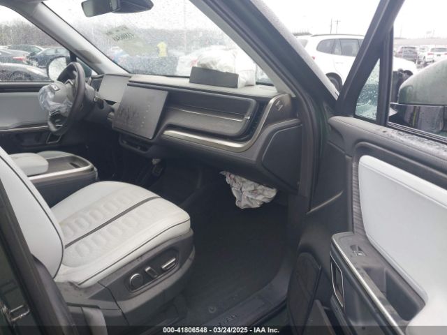 2023 RIVIAN R1S 7PDSGABA5PN022307 Photo 4