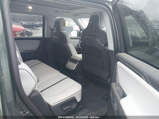 2023 RIVIAN R1S 7PDSGABA5PN022307 Photo 7