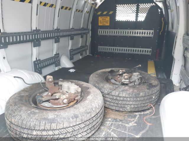 1GCWGBFP5N1217177 Chevrolet Express Cargo Rwd 2500 Extended Wheelbase Wt