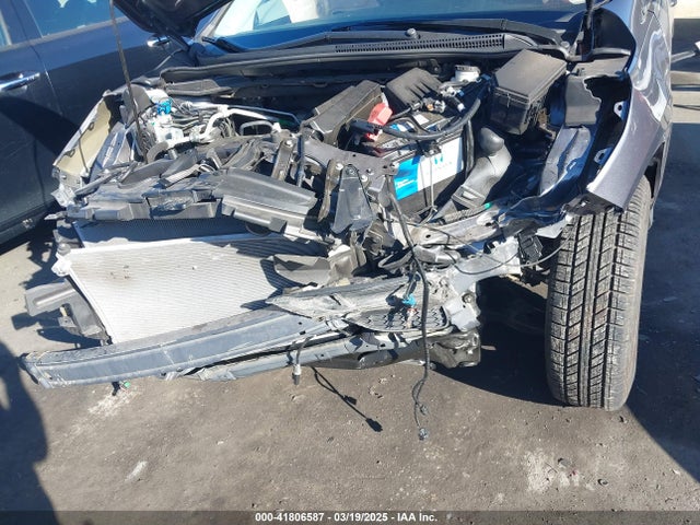 3CZRM3H31FG712303 Honda CR-V LX