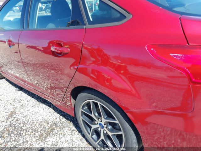1FADP3F21GL232631 Ford FOCUS SE
