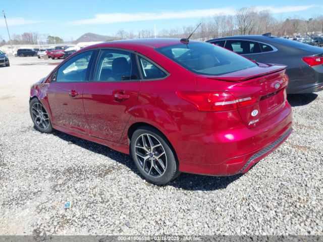 1FADP3F21GL232631 Ford FOCUS SE