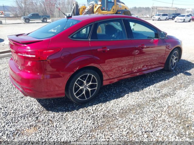 1FADP3F21GL232631 Ford FOCUS SE