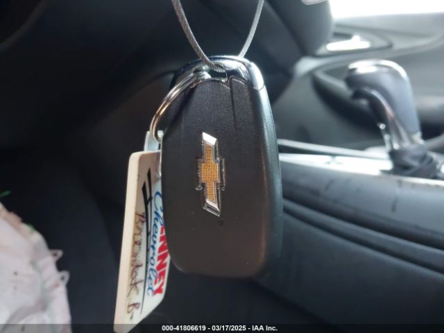 1G1ZE5ST4HF157819 Chevrolet MALIBU 1LT