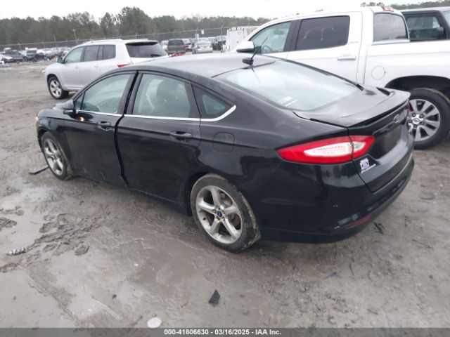 1FA6P0H73F5102949 Ford FUSION SE