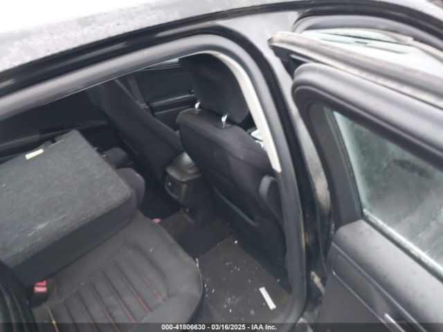 1FA6P0H73F5102949 Ford FUSION SE