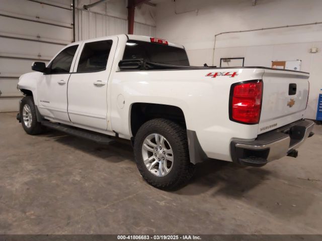2017 CHEVROLET SILVERADO 1500 3GCUKREC1HG494721 Photo 2