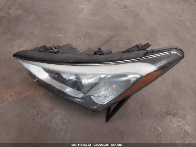 5XYZUDLB2EG142416 Hyundai Santa Fe Sport 2.4l