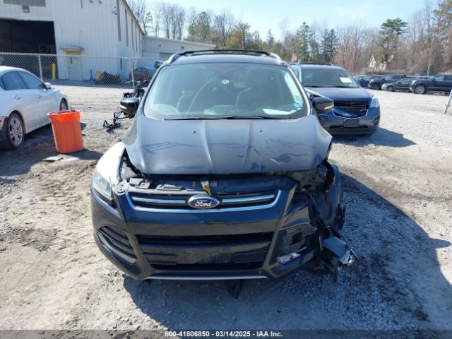 1FMCU9JX2EUA96338 Ford Escape Titanium