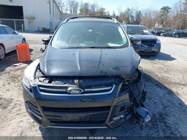 1FMCU9JX2EUA96338 Ford Escape Titanium