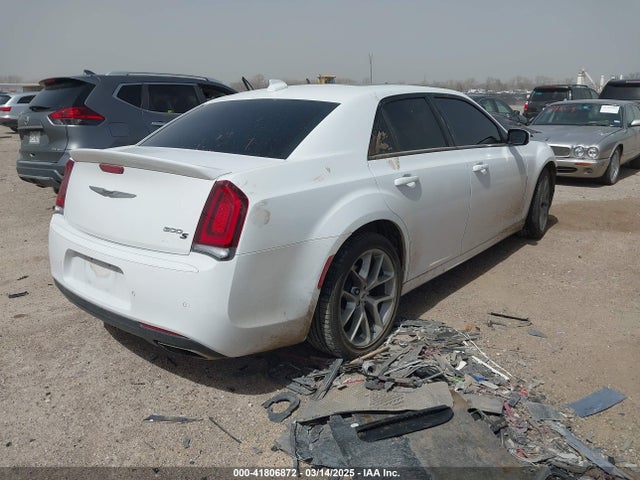 Chrysler 300 300s 2019 2C3CCABT1KH564759 Image 4
