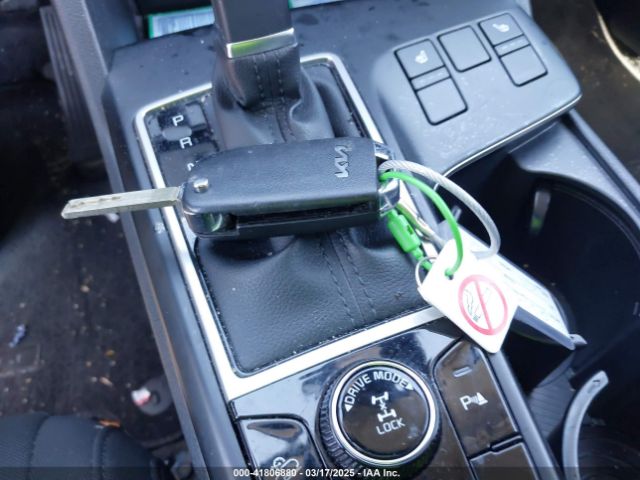 KNDPUCDF7R7219724 KIA Sportage Lx