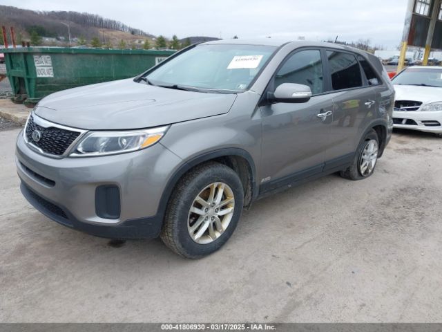 5XYKTCA61FG623974 KIA SORENTO LX