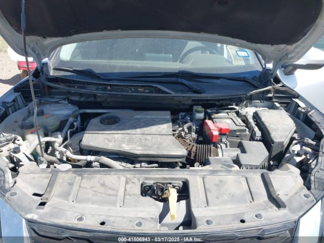 5N1BT3BA0NC686517 Nissan Rogue Sv Fwd