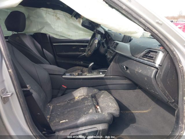 WBA8B9C59JEE81184 BMW 330I