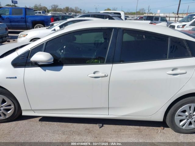 JTDKARFU3J3055014 Toyota Prius Two Eco