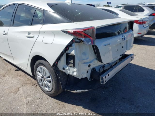 JTDKARFU3J3055014 Toyota Prius Two Eco