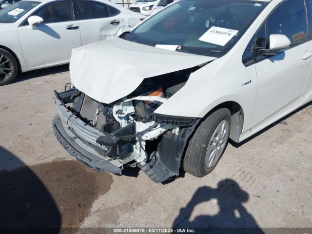JTDKARFU3J3055014 Toyota Prius Two Eco