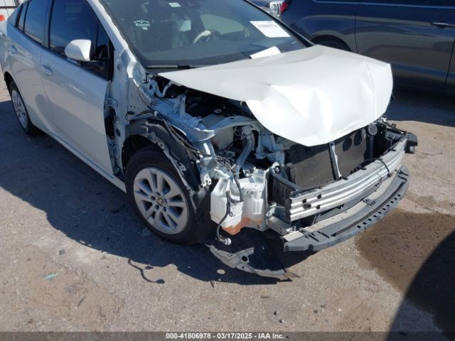 JTDKARFU3J3055014 Toyota Prius Two Eco