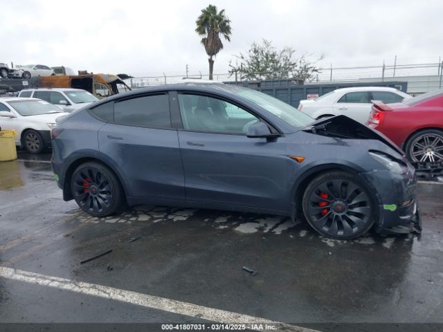 7SAYGDEF0PF774282 Tesla Model Y Performance Dual Motor All-wheel Drive