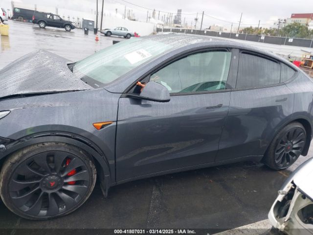 7SAYGDEF0PF774282 Tesla Model Y Performance Dual Motor All-wheel Drive