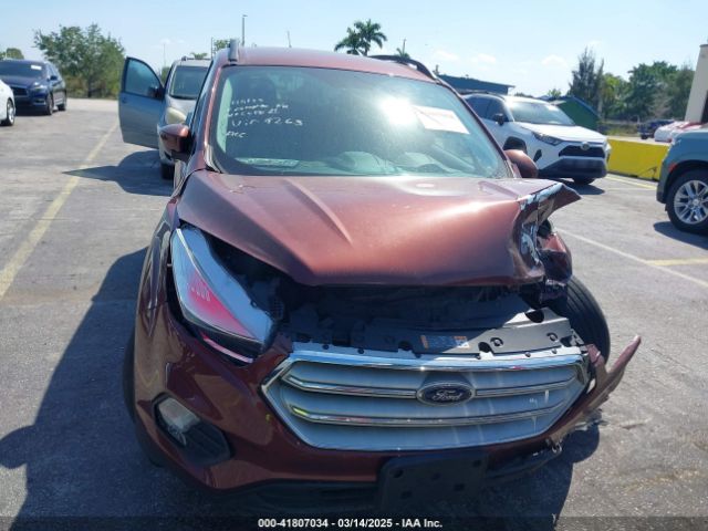 1FMCU0GD1JUC09263 Ford ESCAPE SE