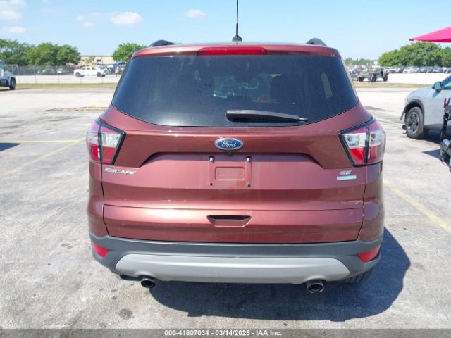 1FMCU0GD1JUC09263 Ford ESCAPE SE