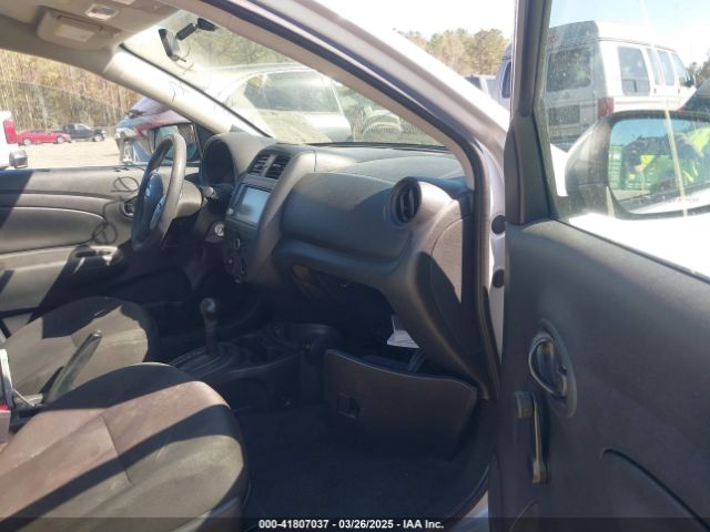 3N1CN7AP9KL801974 Nissan Versa 1.6 S+