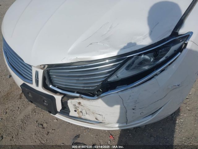 3LN6L2J91GR620193 Lincoln MKZ