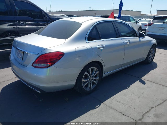 55SWF4JB4JU257082 Mercedes-Benz C 300