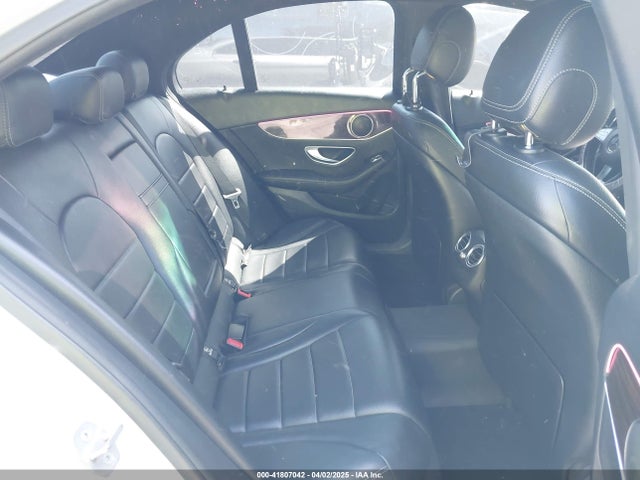 55SWF4JB4JU257082 Mercedes-Benz C 300