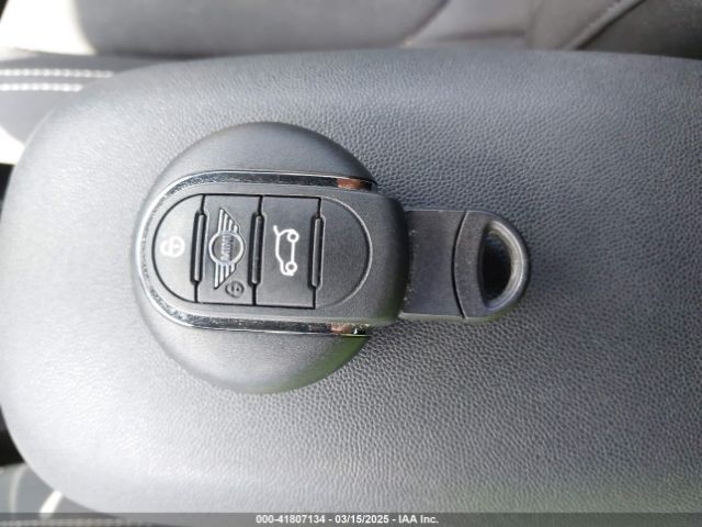 2022 MINI CONVERTIBLE WMW63DL0XN3P15732 Photo 10