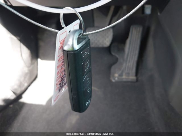 3MYDLBYV9HY177539 Toyota YARIS IA