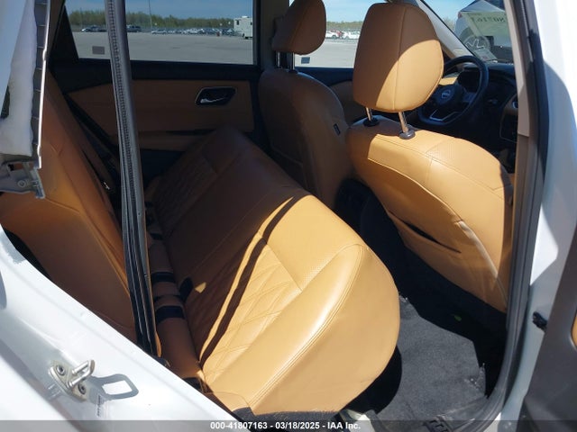 JN8BT3DC4PW102189 Nissan Rogue Platinum Fwd