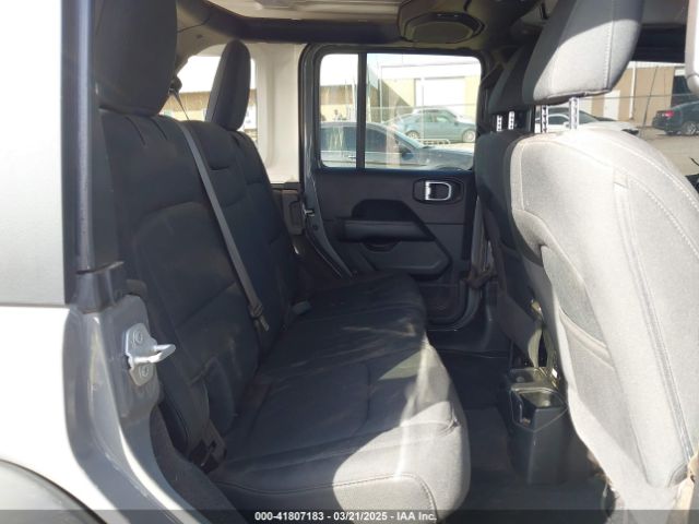 1C4HJXEN9MW645794 Jeep Wrangler Unlimited Sahara 4x4