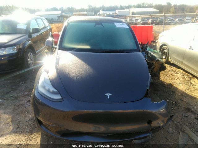 7SAYGDEE9NF424928 Tesla Model Y Long Range Dual Motor All-wheel Drive