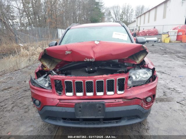 1C4NJDBB9ED809425 Jeep Compass Sport