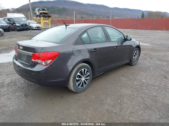 1G1PA5SG9E7461627 Chevrolet Cruze Ls Auto