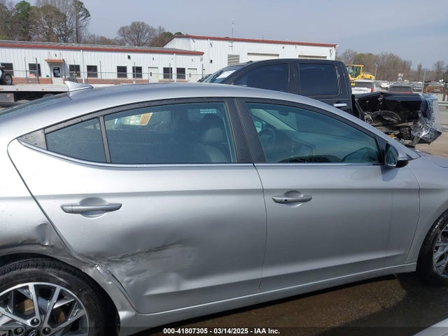 5NPD84LF5LH598093 Hyundai Elantra Limited