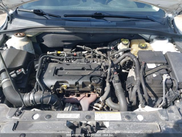 1G1PC5SBXE7391005 Chevrolet Cruze 1lt Auto