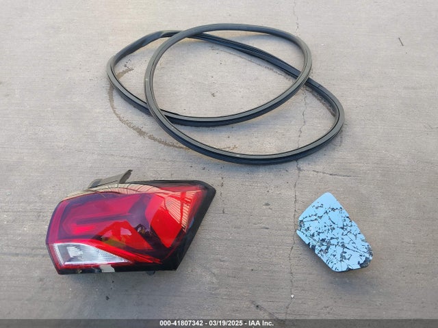 3GNAXHEV7NS107864 Chevrolet Equinox Fwd Ls