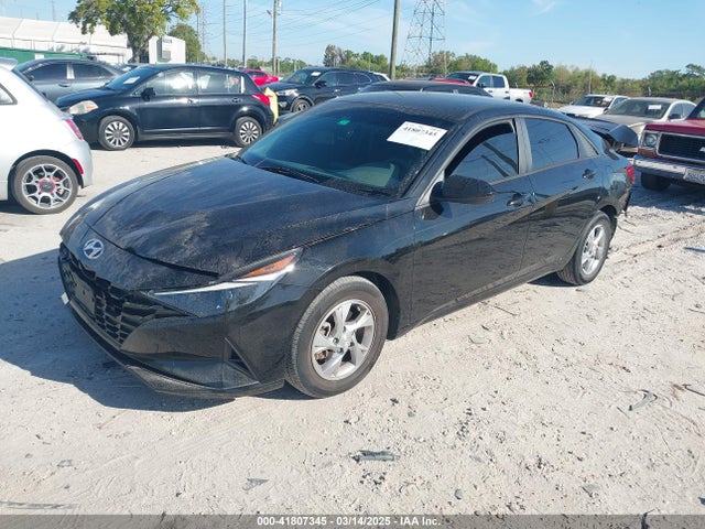 KMHLL4AG1MU123565 Hyundai ELANTRA SE