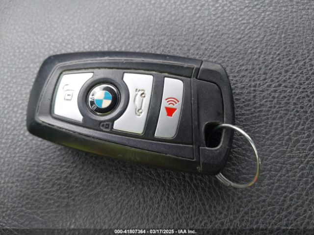 WBA8E5G54JNV02904 BMW 320i Xdrive