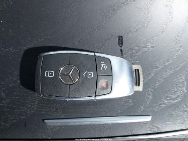 WDC0G8DB7LF718775 Mercedes-Benz GLC 300