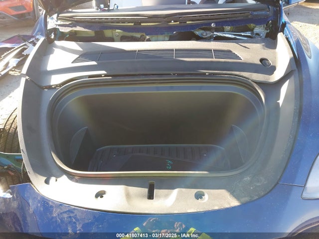 2025 TESLA MODEL Y 7SAYGDED5SA374626 Photo 9